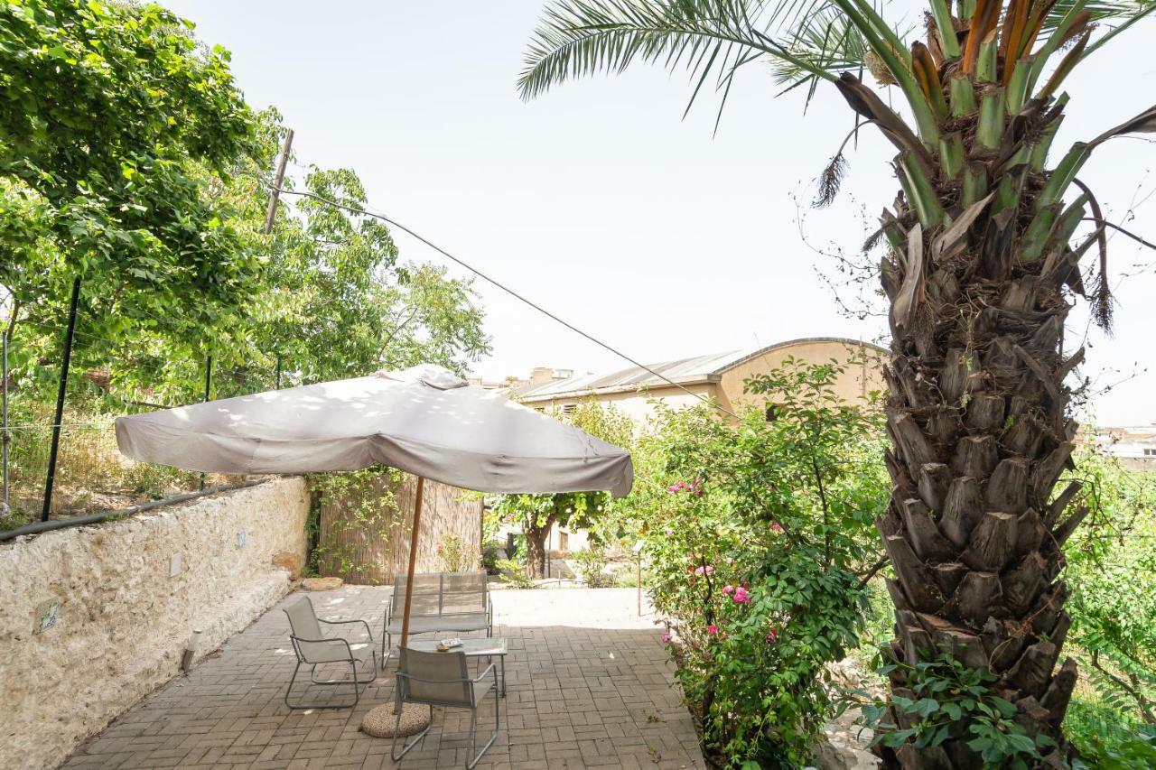 Al Qatta Bed & Breakfast Canicattì Exterior foto